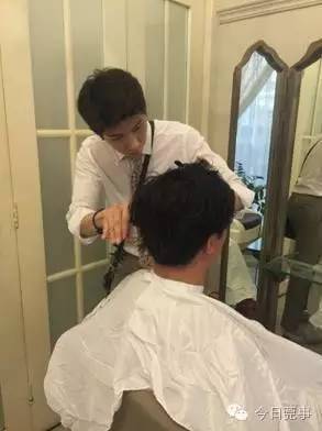 天價理發背后 從“頭”開始的消費裂變與生活選擇